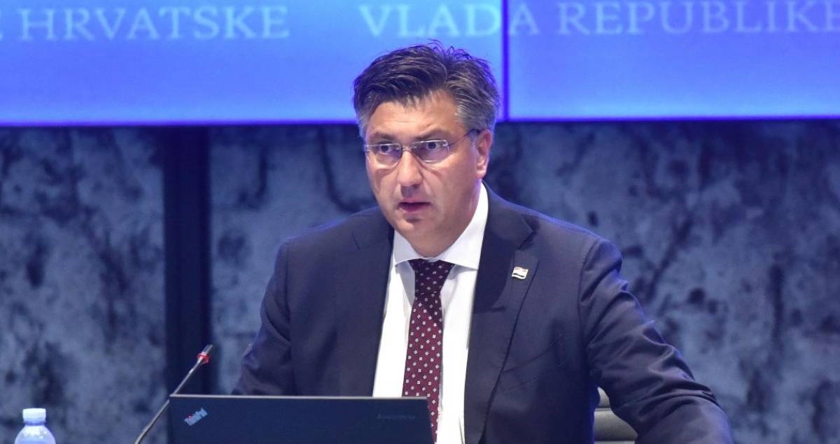 Plenković na sjednici vlade: Mjere u školama neće biti striktne