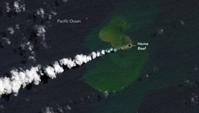 FOTO U Tihom oceanu se iznenada pojavio novi otok