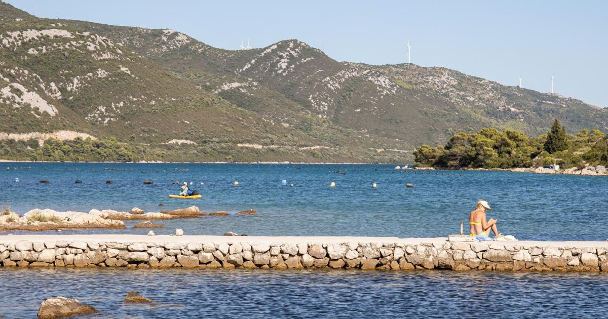 More na plaži u Stonu bilo zagađeno Escherichijom coli. "Opet se može kupati"