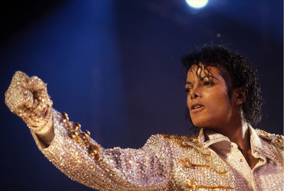 Pravi razlog zašto je Michael Jackson nosio kultnu bijelu rukavicu
