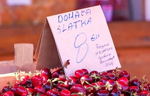 Kako se kreću cijene trešanja po Zagrebu? Obišli smo tržnice, cijene i do 10 eura