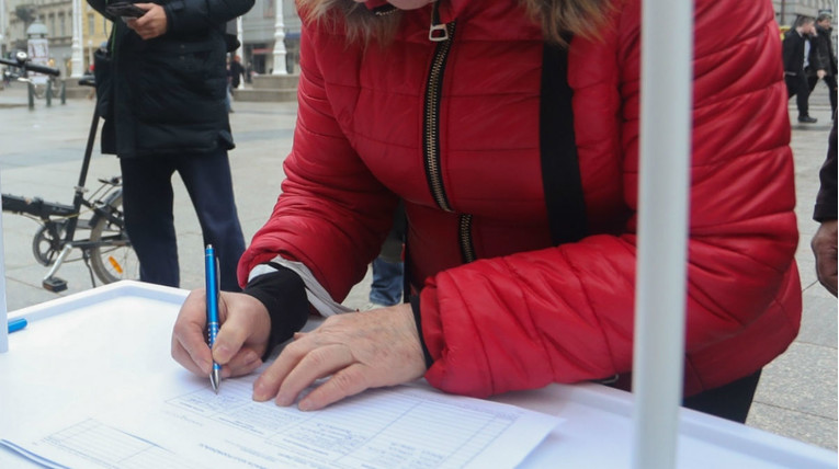 Ostala su još dva dana za prikupljanje potpisa za predsjedničku kandidaturu