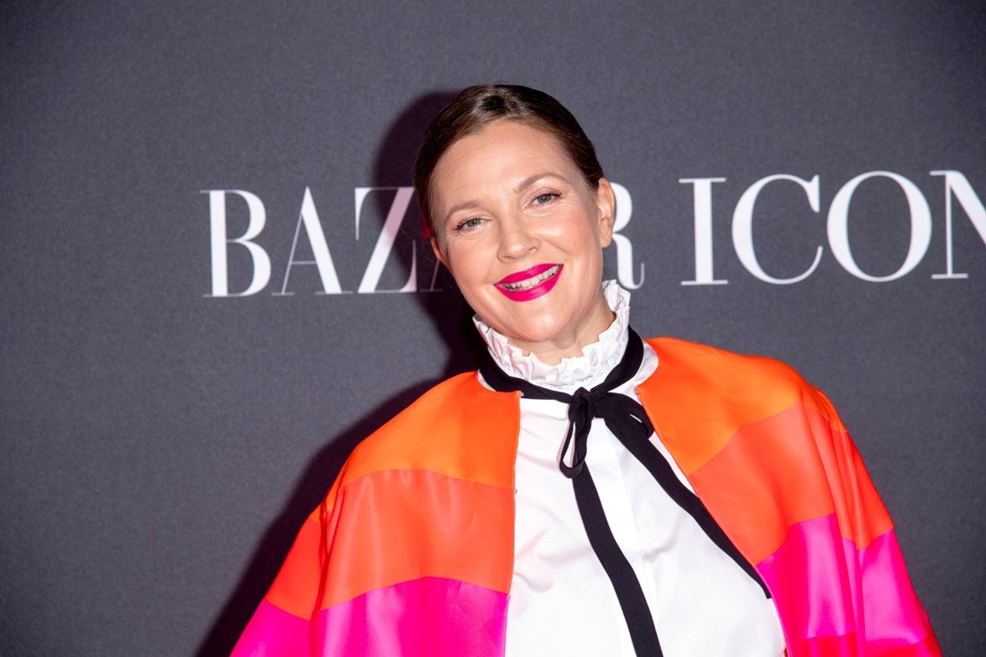 Drew Barrymore se kune u serum od 20 eura