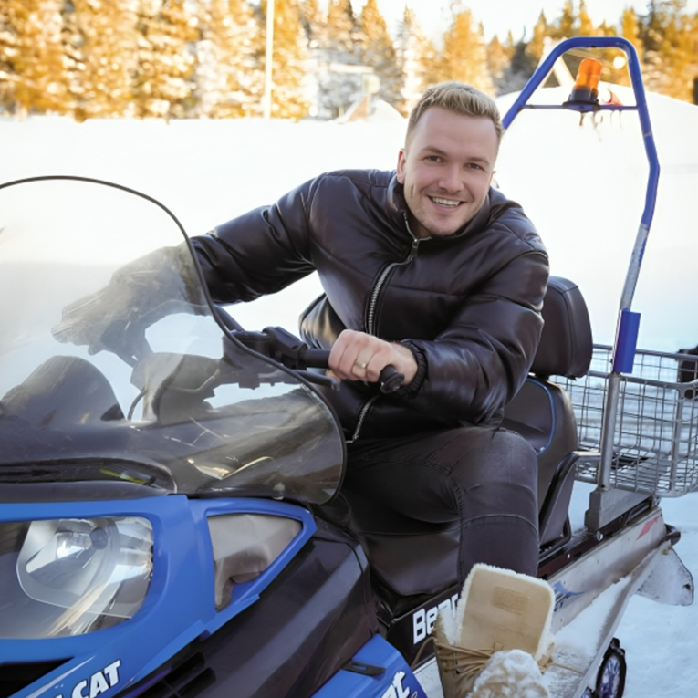 Slovenca koji želi predstavljati San Marino na Eurosongu vole i Hrvati. Tko je on?