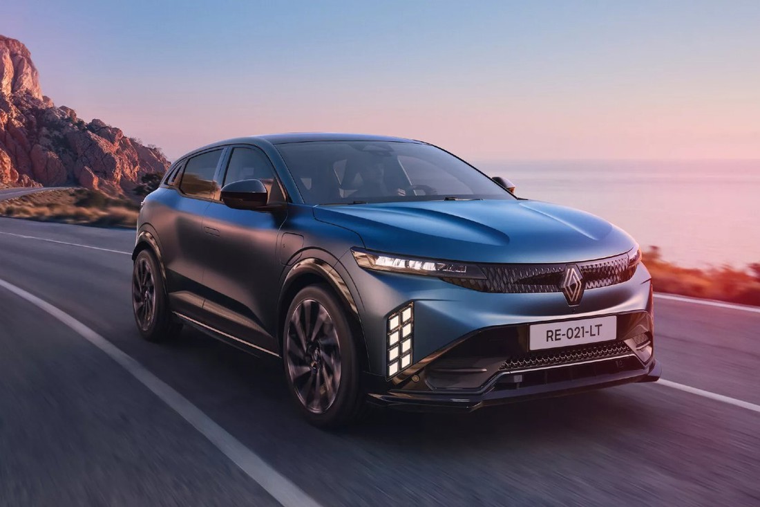 Renault osvježio električni Megane: puni se brže, vozi dalje i izgleda modernije