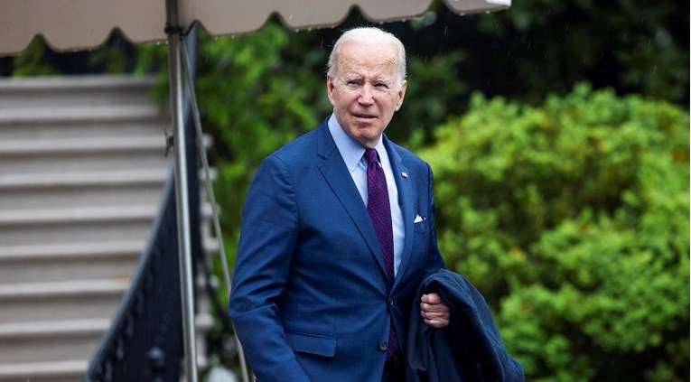 Biden bi trebao odobriti paket oružja za Ukrajinu od 100 milijuna dolara