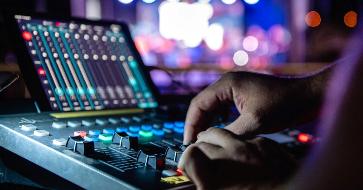 Švedska studija: Ova tri zanimanja bit će prva na udaru AI-ja