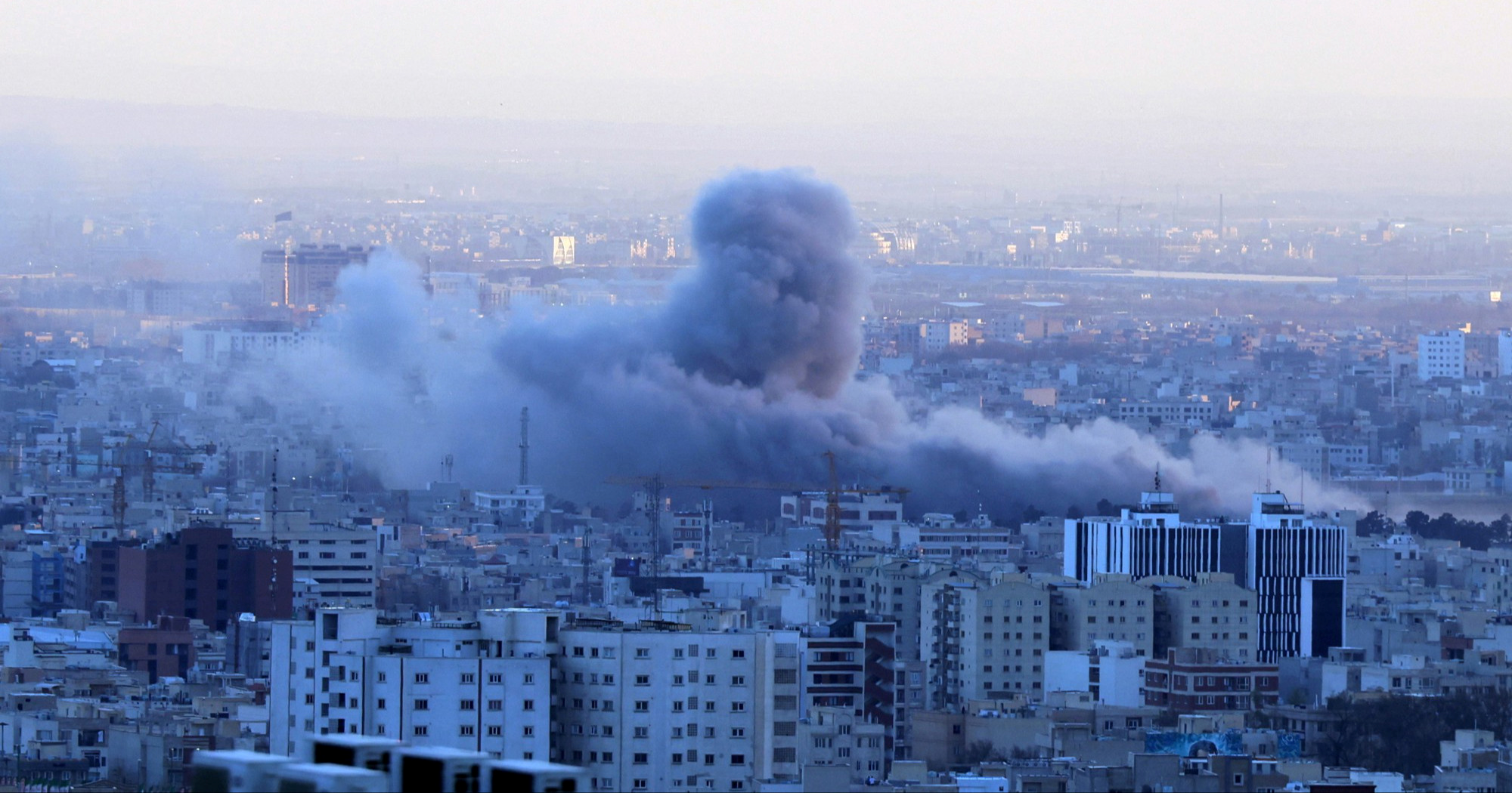 Iranski mediji: Izrael napao glavnu trgovačku ulicu u Teheranu