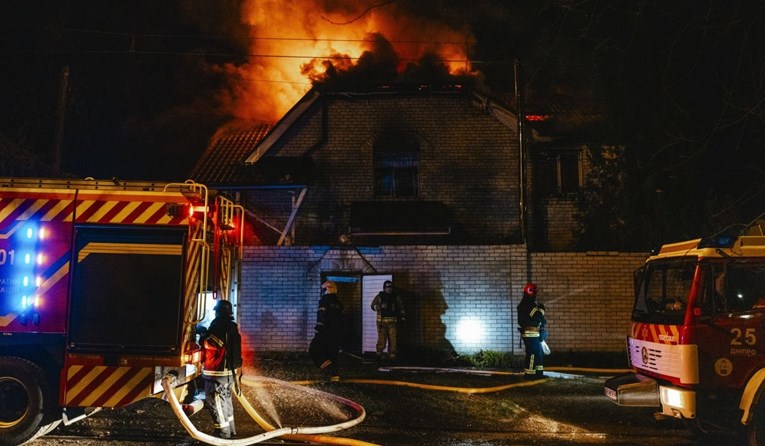 Rusi dronovima napali Dnjipro. Dvoje mrtvih, među ozlijeđenima i djeca