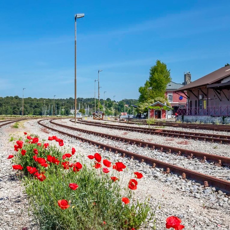 HŽ Infrastruktura i Strabag potpisali ugovor vrijedan 55 milijuna eura