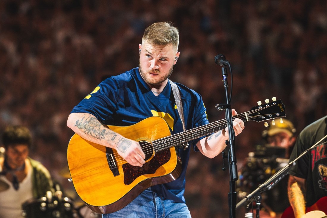 Začepio usta i lijevima i desnima. Domoljubna pjesma koja je razbjesnila političare