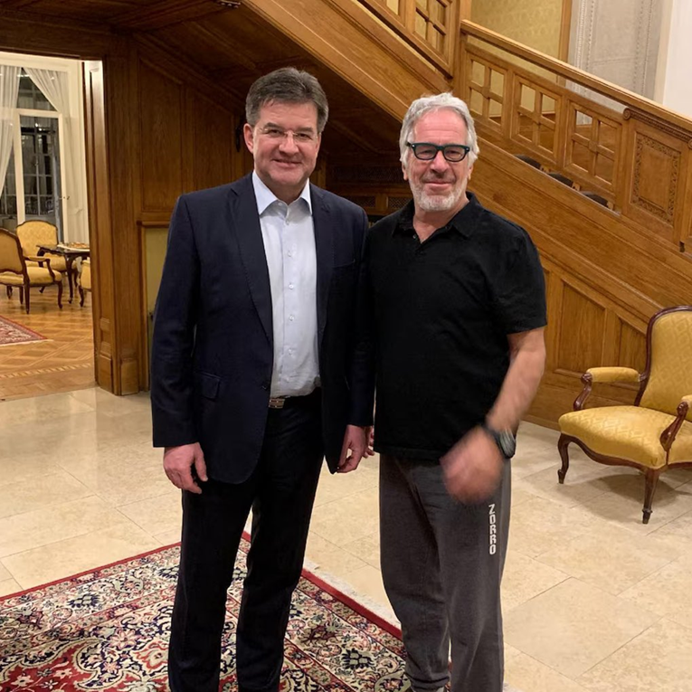 Ficov savjetnik dao ostavku zbog poruka s Epsteinom: "Osjećam se kao budala"