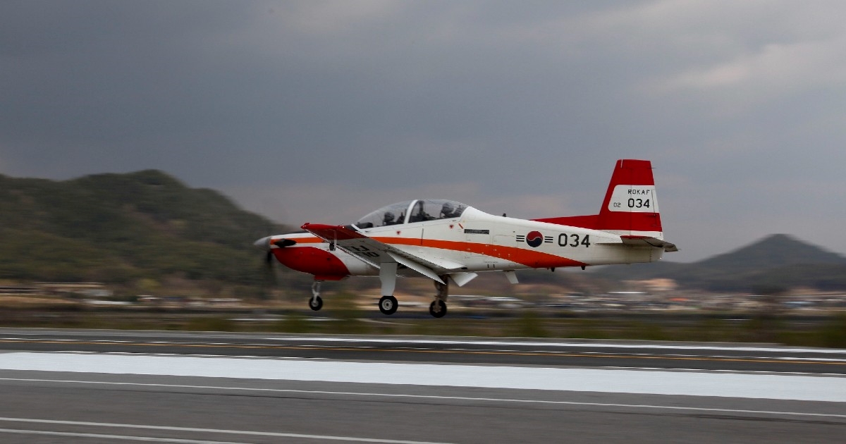 Dva aviona sudarila su se u zraku u Južnoj Koreji tijekom vježbe. Poginula 3 pilota