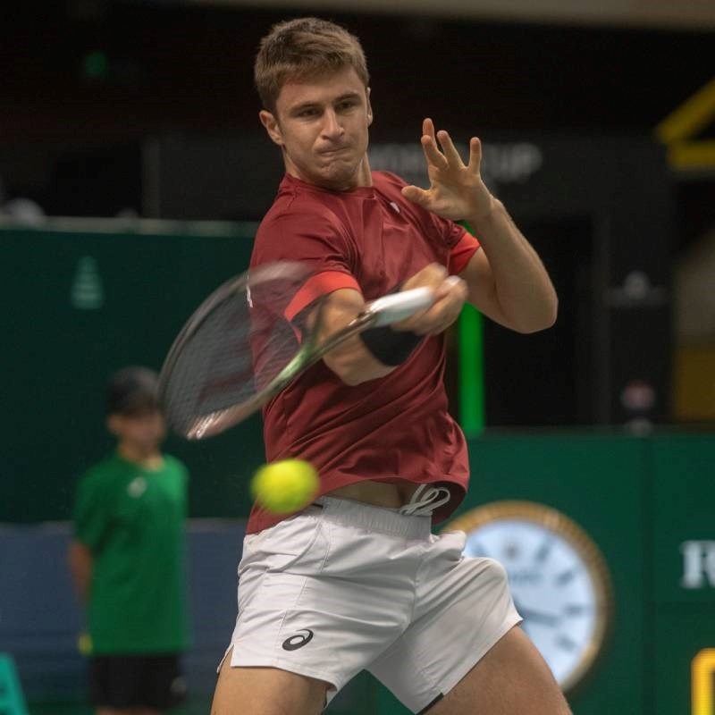Duje Ajduković izborio četvrtfinale challenger turnira u Sofiji