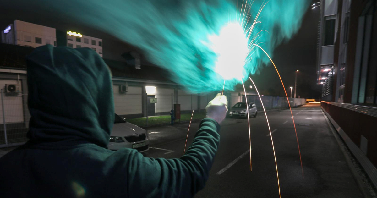 Ženu udario šakom u glavu nasred ulice u Bjelovaru jer mu je prigovorila zbog petardi