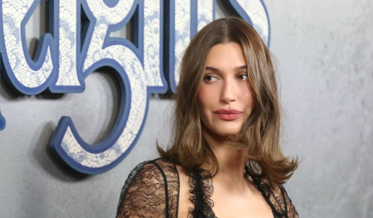 Hailey Bieber prošetala u prozirnoj haljini, ali nešto drugo je privuklo pažnju