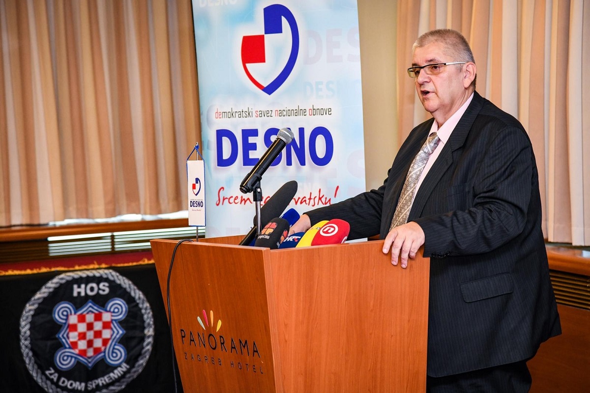 Đapić objesio zastavu HOS-a pa objavio kandidaturu za predsjednika