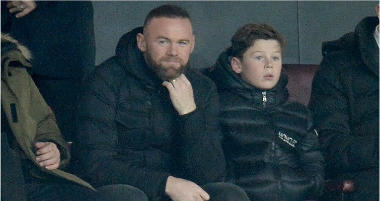 VIDEO Navijači vrijeđaju Rooneyja nakon dva tjedna u novom klubu