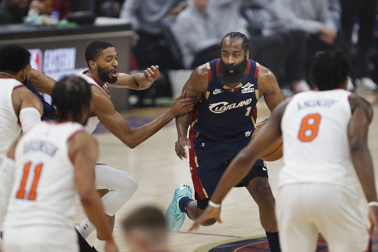Harden postaje treći igrač u NBA povijesti koji je plaćama zaradio 500 mil. dolara
