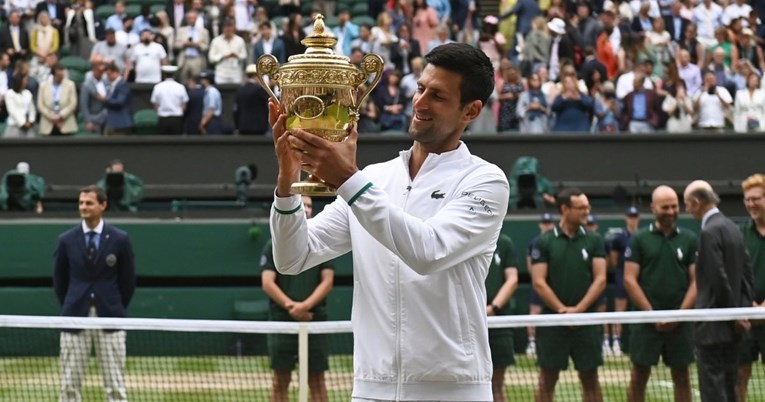 Znate li zašto se ananas nalazi na vrhu wimbledonskog pehara?