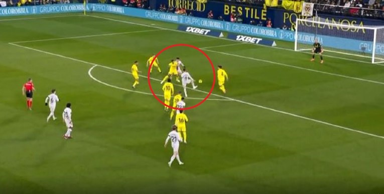 VIDEO Fantastična akcija Barcelone za gol 