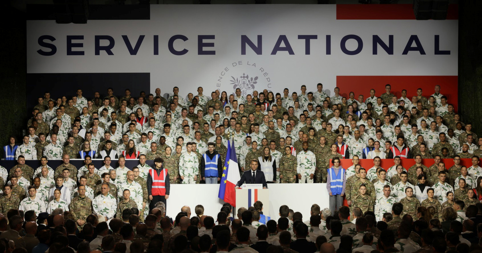 Francuska uvodi novu desetomjesečnu dobrovoljnu vojnu službu
