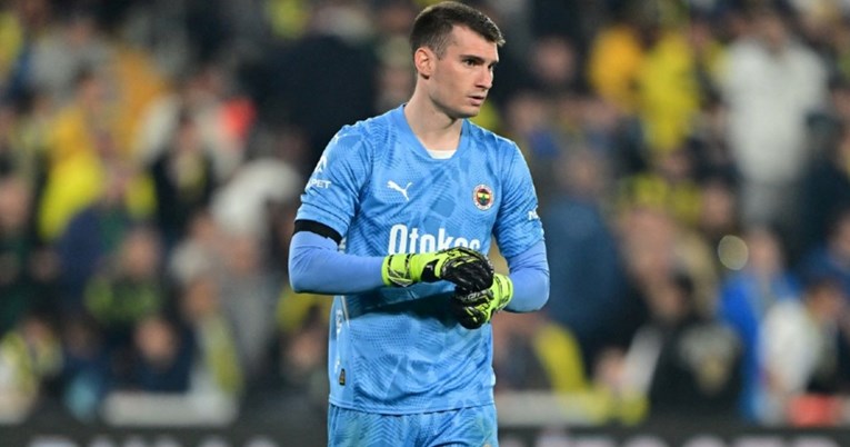 Turci: Fenerbahče održao hitan sastanak zbog Livakovića. Mourinho se predomislio?