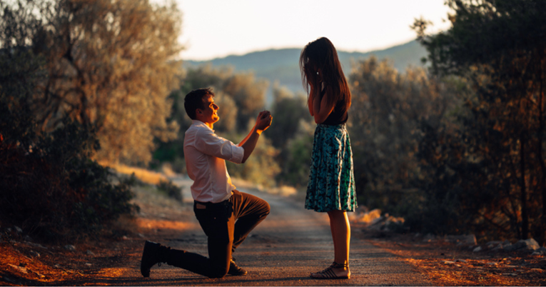 "Najgora prosidba ikad": Žena otkrila kako ju je dečko zaprosio pa šokirala internet