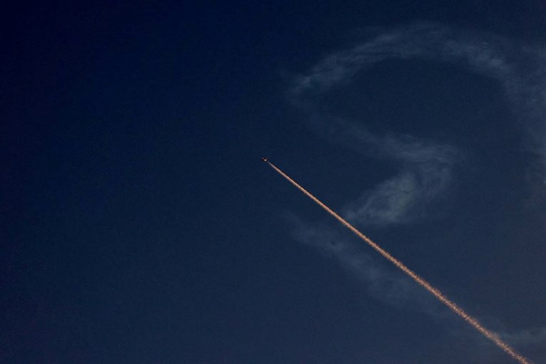 Iran upravo ispalio projektile prema Izraelu, panika kod Tel Aviva