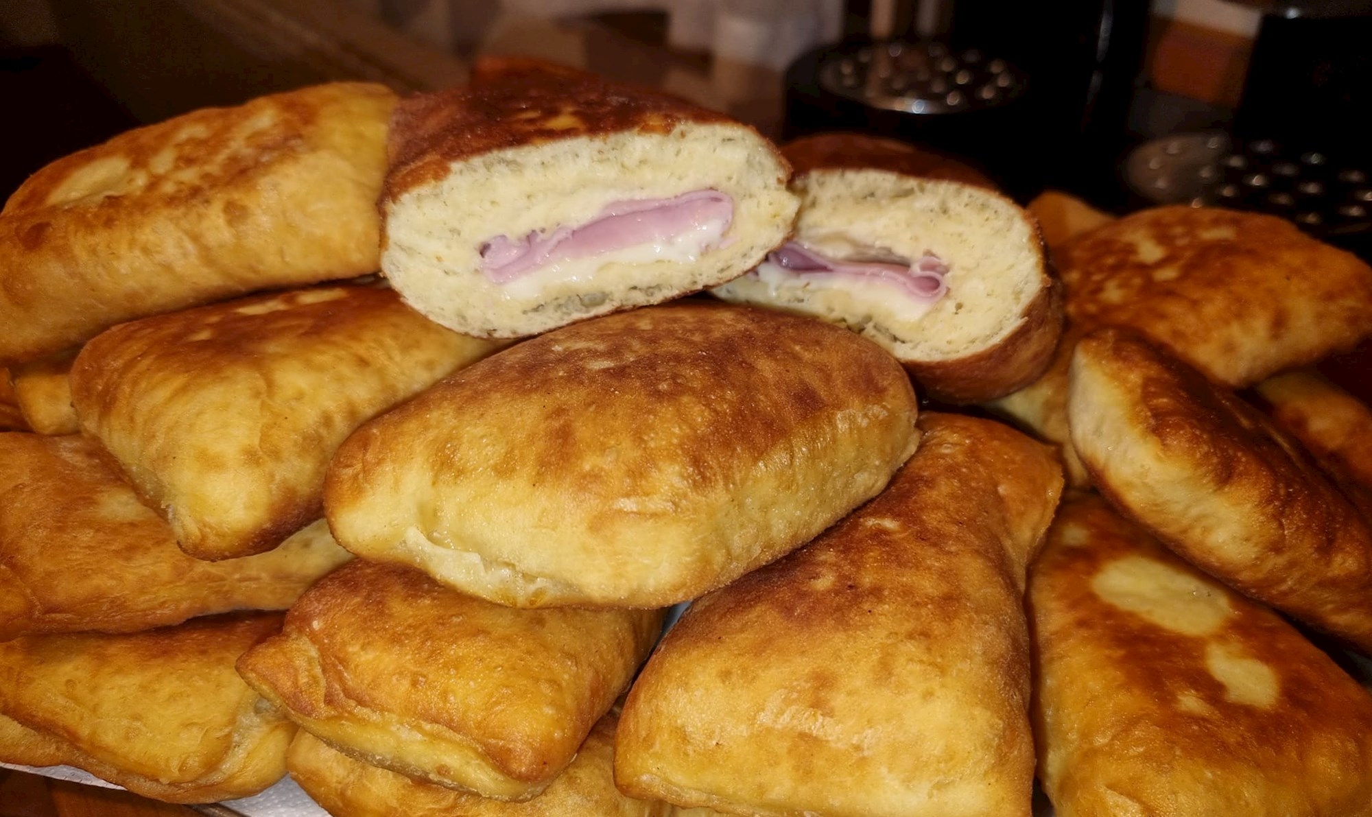 Piroške, panzeroti, topli sendviči: Gorana ima top recept, nebitno je kako se zovu