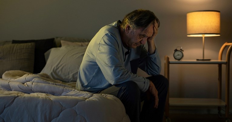 Neki simptomi demencije mogu se pojaviti usred noći