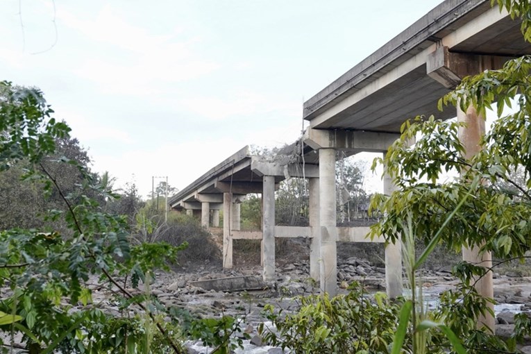 Širi se sukob Tajlanda i Kambodže. Borbe se vode na više od 800 kilometara granice