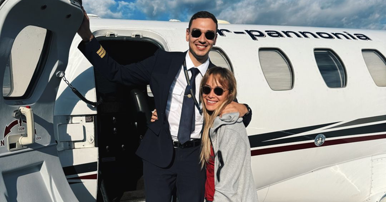 Donna Vekić objavila fotografije s bratom Brunom koji je pilot: "Ponosna sestra"