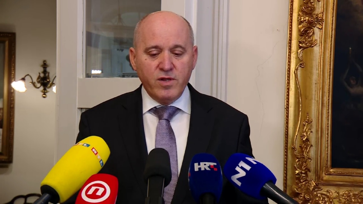 Bačić nakon koalicijskog sastanka: Nema razmišljanja o ukidanju covid-potvrda