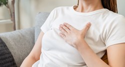Tri znaka koja pokazuju da bi osjećaj peckanja u prsima mogao biti nešto ozbiljnije