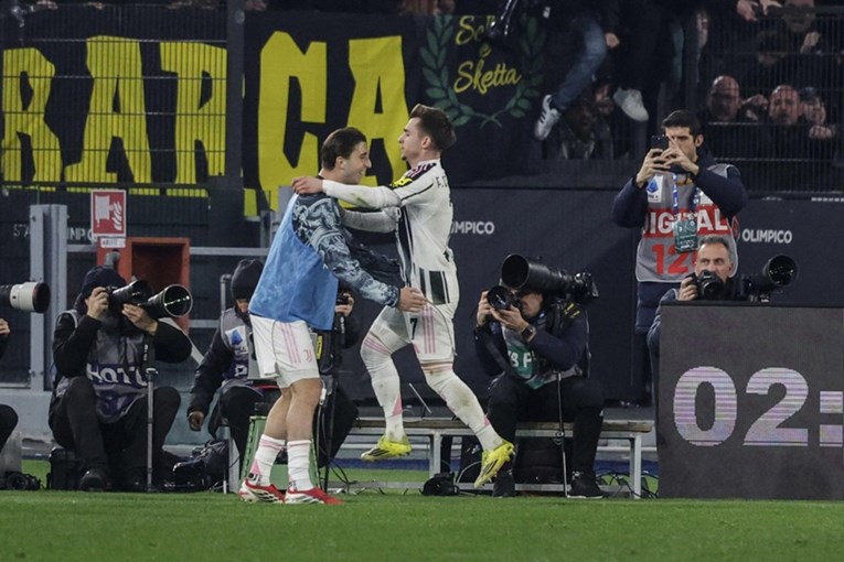 VIDEO Juventus se golom u 93. minuti spasio od poraza kod Rome