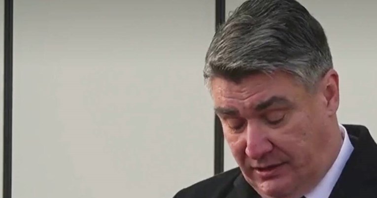 Milanović pred kamerama čitao izjavu Pupovca o Srebrenici, pogledajte snimku