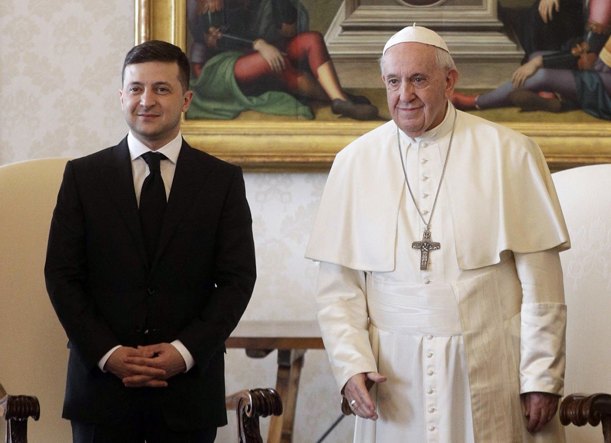 Zelenski dolazi na Papin sprovod