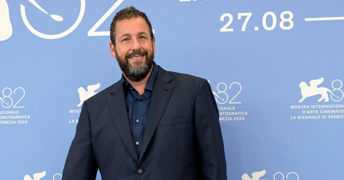 Adam Sandler dao bračni savjet Taylor Swift i Travisu Kelceu