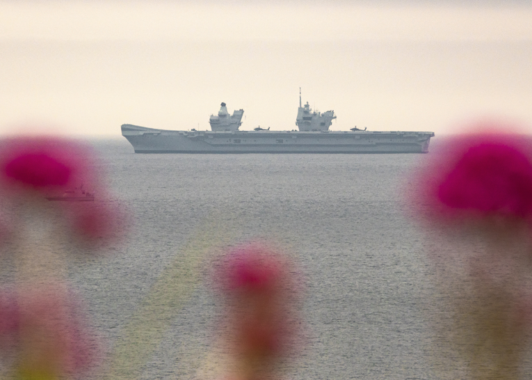 NATO poslao nosač aviona na Island: "Rusi prijete na moru, kopnu, nebu i u svemiru"
