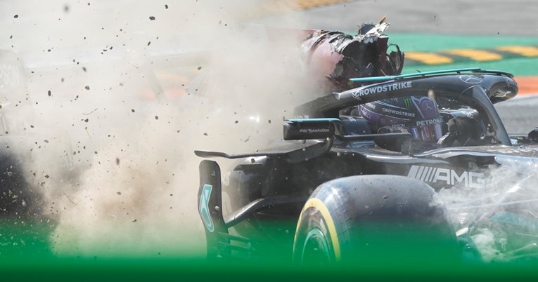 Objavljena nova snimka strašnog sudara Hamiltona i Verstappena