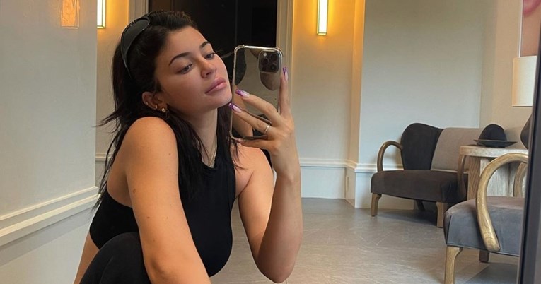 Kylie Jenner zapalila Instagram oblinama i pokazala rezultate napornih treninga