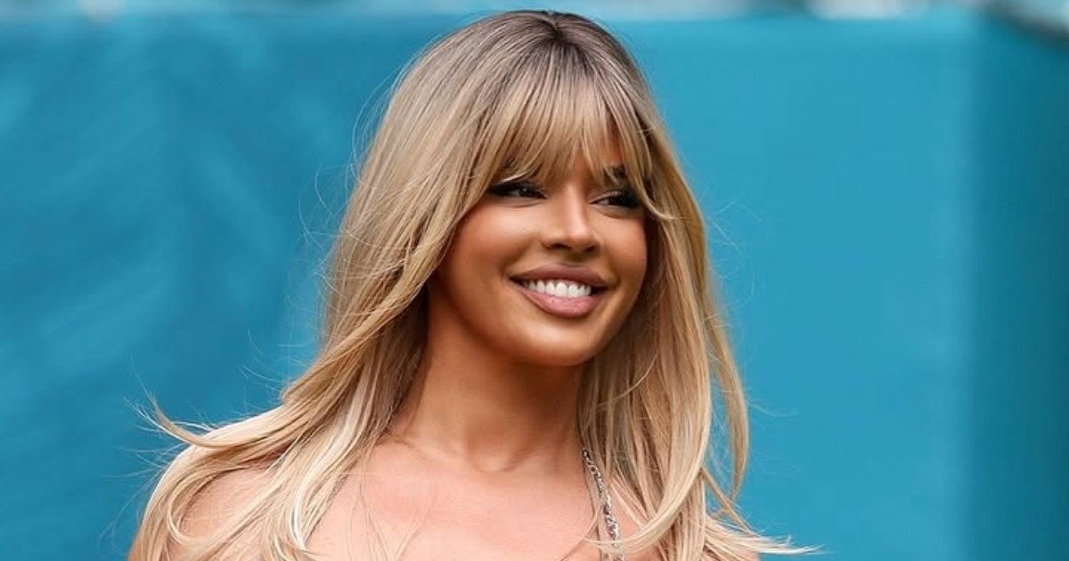 Kako Ivana Knöll izgleda na Instagramu, a kako su je snimili fotografi