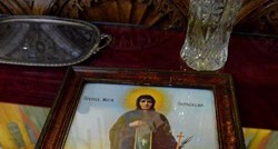 Pretukli poznanika Srbina u njegovu stanu jer je držao pravoslavne ikone na regalu
