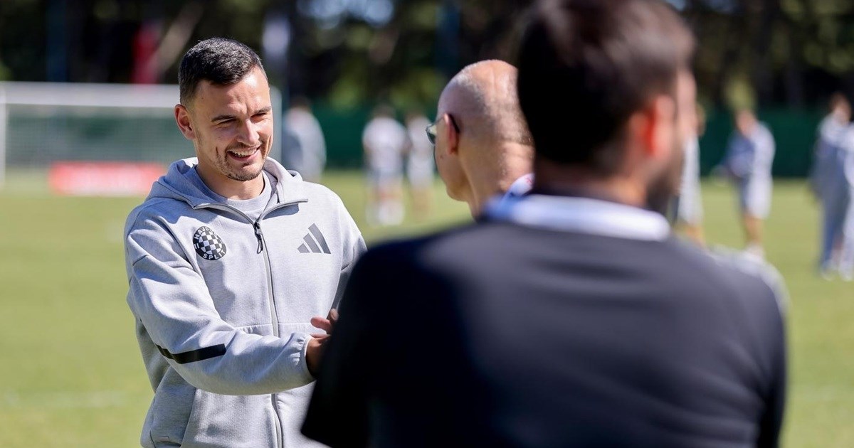 Uremović predstavljen u Japanu. Ovo je njegova poruka novim suigračima