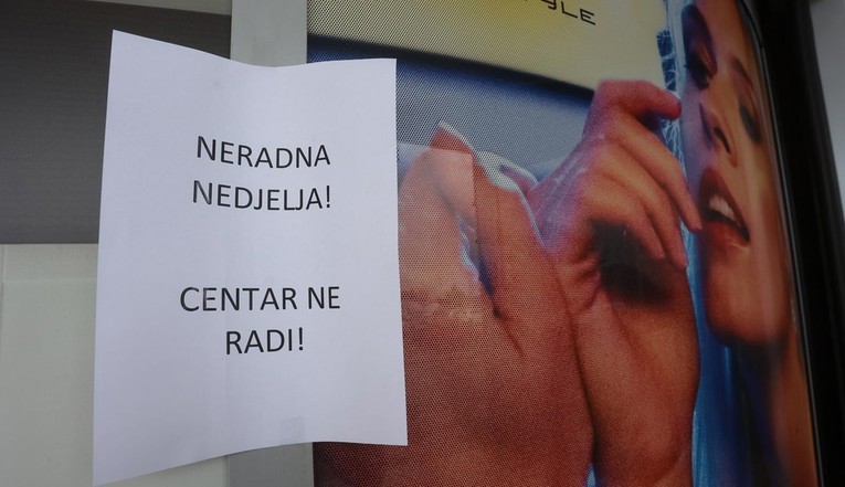 Dosad preko 50 trgovaca kažnjeno zbog rada nedjeljom. "Sajmeni dani izazvali nered"