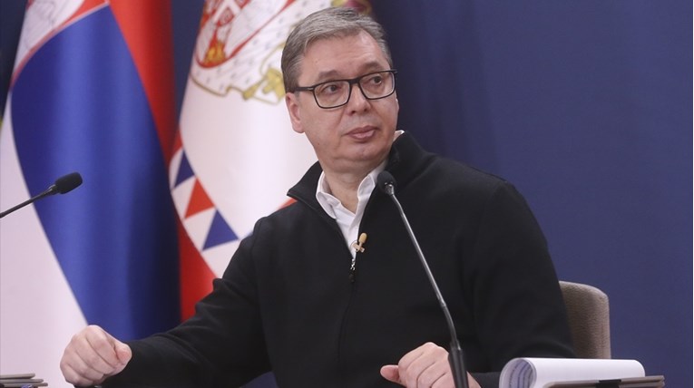 Vučić: Sutra očekujem ostavke u vladi i na drugim mjestima zbog nesreće u Novom Sadu