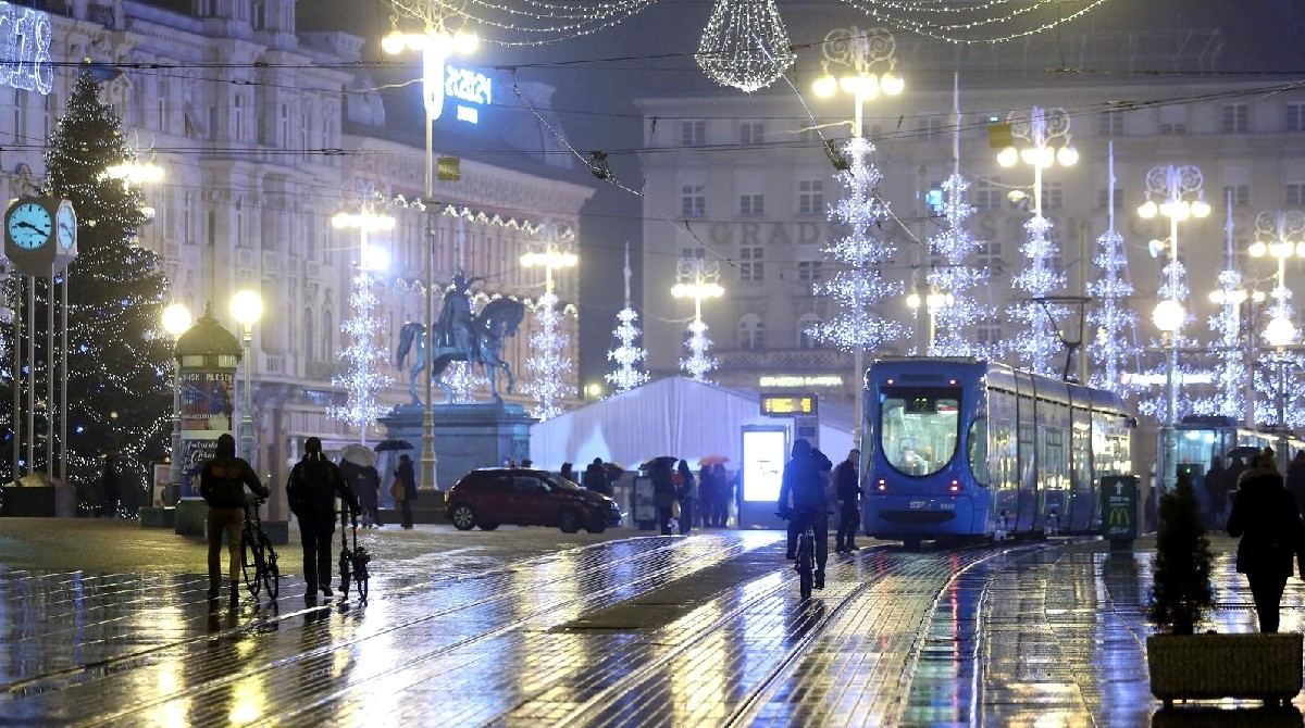 Na Trgu bana Jelačića pretučen muškarac, završio u bolnici s teškim ozljedama