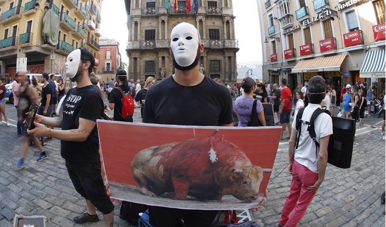 U Španjolskoj otvoren čuveni kontroverzni festival, aktivisti bijesni