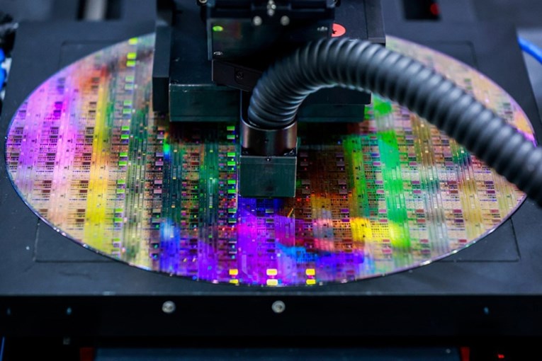 Vijetnam gradi prvu tvornicu čipova